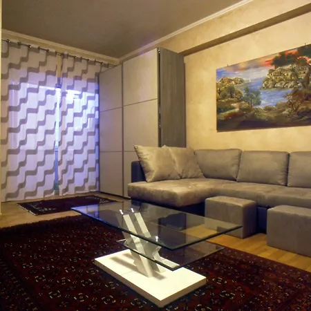 Apartment Corso Francia Rome